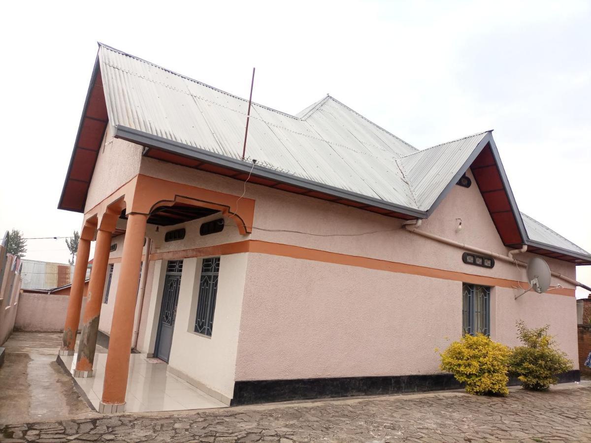 Randa'S House I Homestay Ruhengeri Exterior photo